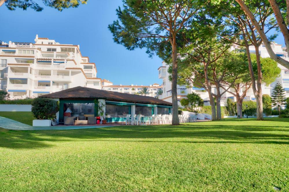 Апартаменты Playas Del Duque, Puerto Banus, Golf .Playa Y Compras Марбелья Экстерьер фото